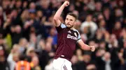 Aston Villa đánh bại Liverpool 4-2, giành vé dự Champions League