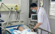 Bé 6 tuổi nguy kịch vì thủy đậu biến chứng nặng, suy hô hấp phải thở máy
