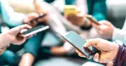 Bí mật đằng sau các chatbot: Lời nhắc hệ thống điều khiển AI như thế nào?
