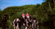 Bộ ảnh kỷ yếu đồng bào Bru Vân Kiều gây sốt mạng xã hội