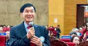 Bộ Nội vụ lấy ý kiến tặng danh hiệu Anh hùng Lao động cho tỉ phú Johnathan Hạnh Nguyễn