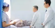 Bé trai 14 tuổi suýt mất tinh hoàn vì ngại nói với gia đình