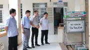 Bộ trưởng Lê Minh Hoan thăm Trường tiểu học Mỹ An 2, chia sẻ về giáo dục hiện đại
