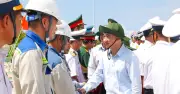 Bộ Y tế tăng cường chăm sóc sức khỏe cho quân dân Trường Sa