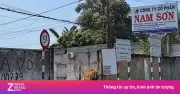 Bức tường khu công nghiệp ở TP.HCM bị phá, mọc loạt điểm kinh doanh trái phép