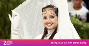 BlackPink tại Met Gala 2026: Lisa bùng nổ, Jennie gây tranh cãi