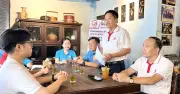 Bàn về lương mới theo năng suất trong buổi cà phê cùng sếp