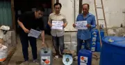 Bắt giám đốc công ty sản xuất giấm Acetic giả tại TP.HCM