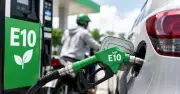 Có cần xả sạch bình xăng trước khi chuyển sang xăng E10?