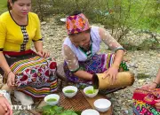 Độc đáo nước uống chè đậm của đồng bào Thái phía Tây Nghệ An