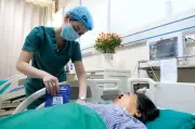 Ca phẫu thuật u tuyến thượng thận nguy hiểm cho bệnh nhân đa bệnh nền