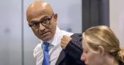 CEO Microsoft thừa nhận nỗi sợ OpenAI: Bài học từ IBM khiến Nadella lo ngại