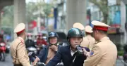 Chủ tịch Hà Nội: Xử nghiêm cán bộ vi phạm nồng độ cồn, không hợp tác với công an