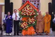 Chủ tịch Quốc hội thăm, chúc mừng Đức Pháp chủ Giáo hội Phật giáo Việt Nam