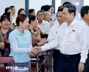 Chủ tịch Quốc hội Trần Thanh Mẫn tiếp xúc cử tri TP HCM
