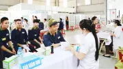 Chăm sóc sức khỏe người lao động: Từ hình thức đến thực chất