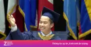 Chàng trai Việt hát 'Ước mơ của mẹ' trong lễ tốt nghiệp ở Mỹ gây xúc động