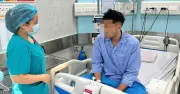 Chuỗi cấp cứu thần tốc cứu sống chàng trai ngừng tim, phổi trắng xóa
