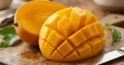 Chuyên gia giải mã sự thật ăn xoài có gây 'nóng trong người'?