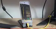 Chuyên gia review: Tại sao tôi vẫn dùng sạc chậm dù thế giới chuộng sạc nhanh?