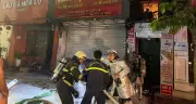 Cháy nhà ở phố Hàng Vôi, Hà Nội, 4 người được cứu an toàn
