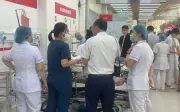 Công nhân 25 tuổi suy thận cấp vì quên uống nước khi làm việc ngoài nắng