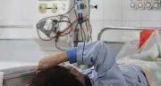 Cảnh báo suy thận gia tăng ở người trẻ: Dấu hiệu nhận biết sớm