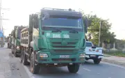 CSGT Hưng Yên lập chốt xử lý xe tải vi phạm sau phản ánh của báo Gia đình & Xã hội