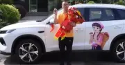 Cứu 3 thiếu niên trong đêm, người đàn ông được thưởng xe hơn nửa tỷ đồng