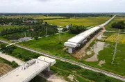 Dự án 440 tỷ ở Thanh Hóa chậm tiến độ vì cầu vượt đường sắt 'thiếu một nhịp'
