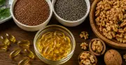 Dấu hiệu cảnh báo cơ thể thiếu omega-3: da khô, mắt khô, đau khớp