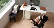 Góc làm việc đẹp hay tiện nghi? Lựa chọn nào cho sức khỏe lâu dài