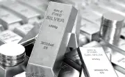 Giá bạc trong nước tăng phi mã, có nơi tăng hơn 2 triệu đồng/kg