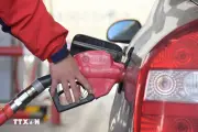 Giá dầu duy trì đà tăng trước nguy cơ gián đoạn nguồn cung kéo dài