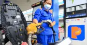 Giá dầu thế giới chững đà giảm, chờ tín hiệu từ đàm phán Mỹ-Iran