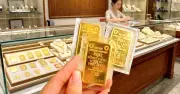 Giá vàng miếng SJC mất mốc 160 triệu đồng, tiếp tục giảm sâu