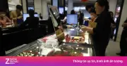 Giá vàng 'rơi' từ đỉnh cao xuống vực sâu: Bài học cho nhà đầu tư