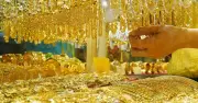 Giá vàng sáng 1.5 bật tăng 300.000 đồng/lượng, thế giới hồi phục