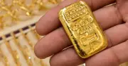 Giá vàng tăng 3% giữa hy vọng hòa bình Mỹ-Iran