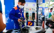 Giá xăng dầu hôm nay 14/5: Giảm mạnh, xăng E5 RON92 còn 23.134 đồng/lít