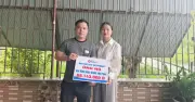 Gia đình bé trai Đặng Hoàng Đức nhận hơn 68 triệu từ bạn đọc