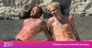 Gia đình Beckham nghỉ dưỡng tại Ibiza, khoe body săn chắc