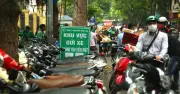 Hà Nội bắt buộc thu phí điện tử không dừng tại bãi đỗ xe từ 1/7/2026