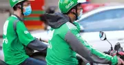 Hà Nội dự kiến giới hạn phạm vi hoạt động xe ôm, shipper xe máy xăng