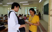 Hà Nội thông qua mức chi cho giáo viên chấm thi, cao nhất 1,23 triệu đồng/ngày