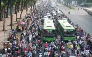 Hà Nội đề xuất hỗ trợ người dân đổi xe máy xăng sang xe điện lên tới 20 triệu đồng