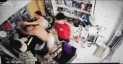 Hai anh em đánh phụ nữ trong tiệm tóc bị tạm giữ hình sự