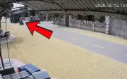 Hai mẹ con tử vong vì xe tải tránh lúa phơi trên đường ở Hà Tĩnh