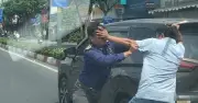 Hai tài xế đánh nhau giữa đường Phạm Văn Đồng bị công an xử lý