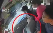 Học sinh Mỹ dũng cảm cứu xe buýt khi tài xế lên cơn hen suyễn
